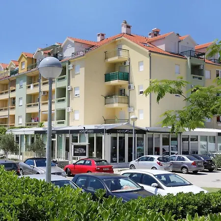With A Parking Space - 21050