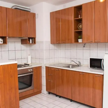 Apartment With A Parking Space - 21050 *